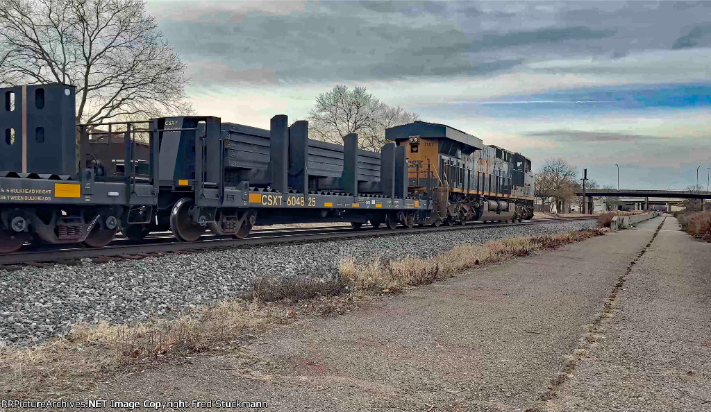 CSX 604825 is new to rrpa.